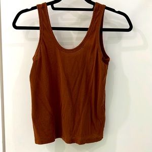 Everlane tank XS